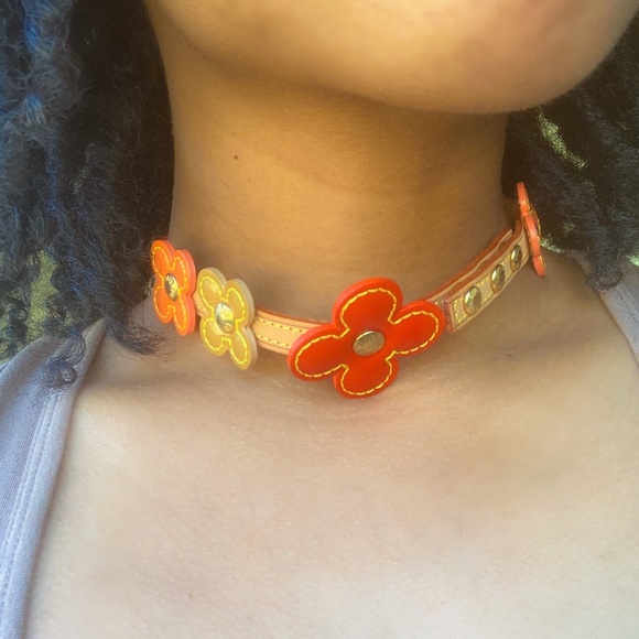 Meet your Posher, RaKayla - Picture 2 of 6